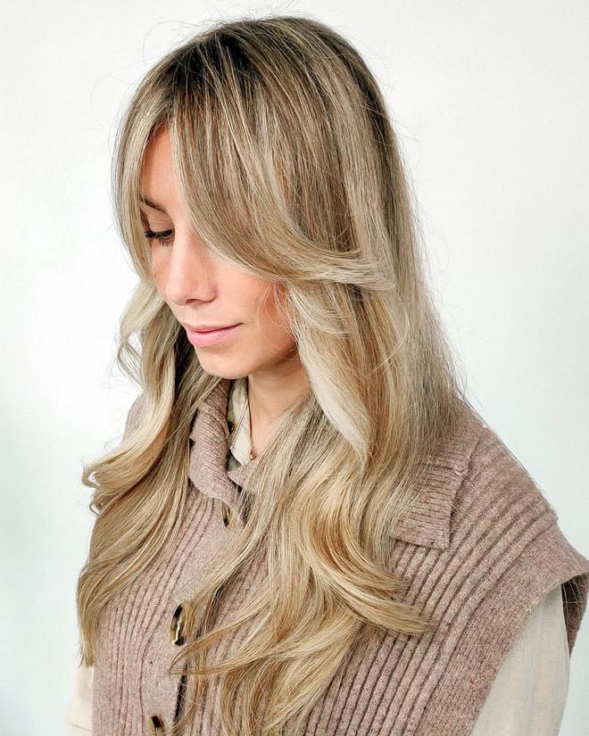 Sandy Beige Blonde color de pelo