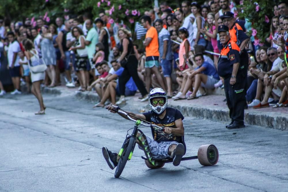 Los seis participantes protagonizaron divertidas escenas derrapando y haciendo giros para el deleite de las cientos de personas