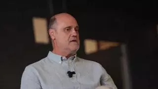Fernando Gómez: “Corberán no debería de haber empezado la temporada con el Valencia CF”