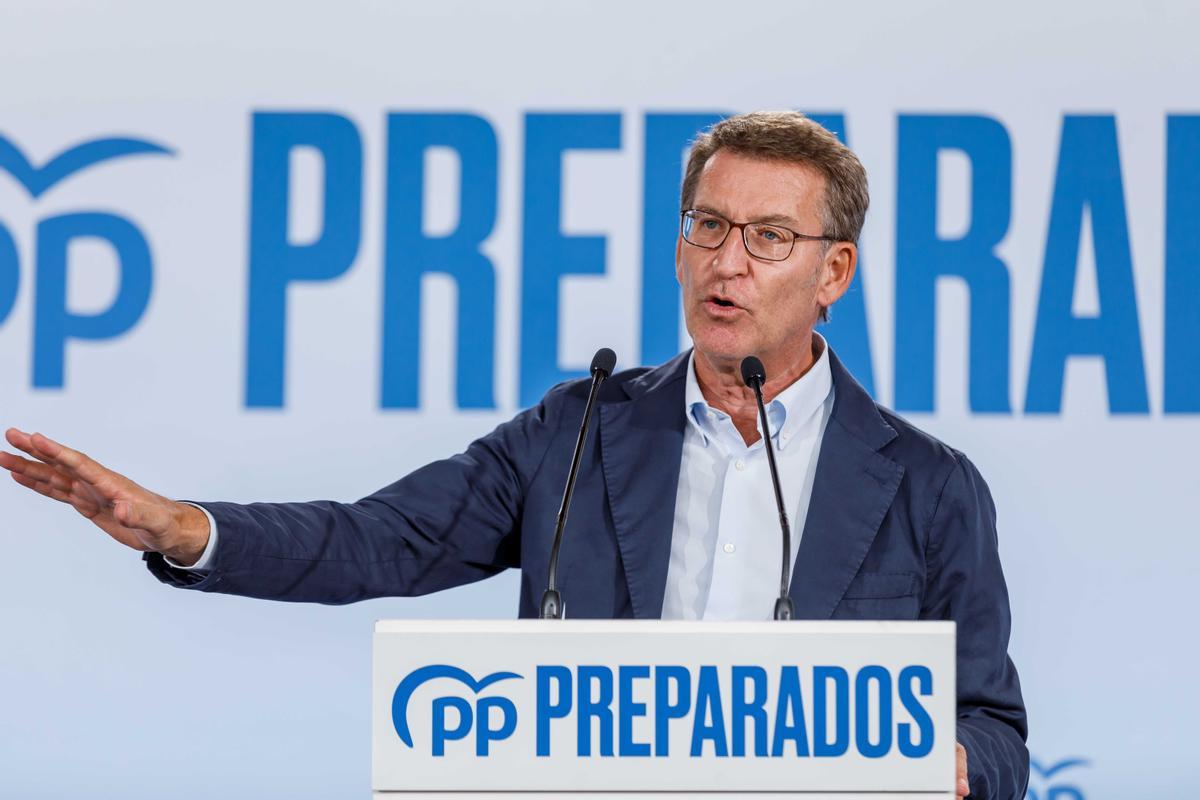 Feijóo es posa de perfil i assumeix les discrepàncies fiscals dels seus barons