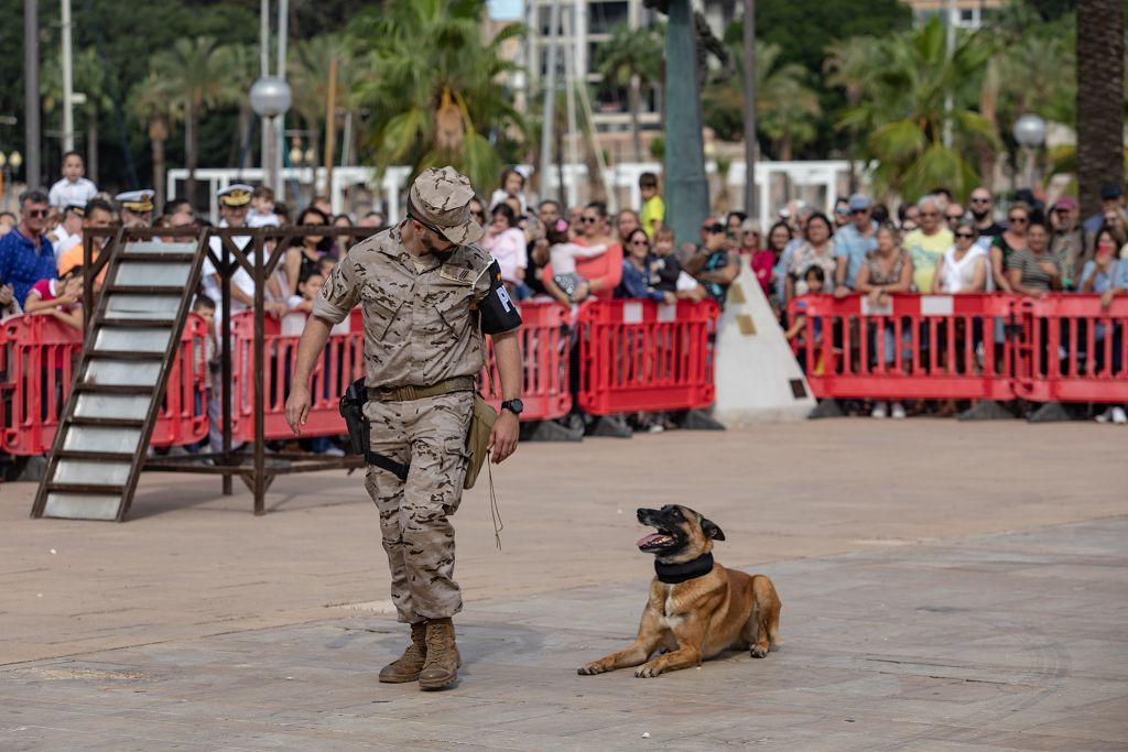 Exhibición de armas de la Armada en Cartagena