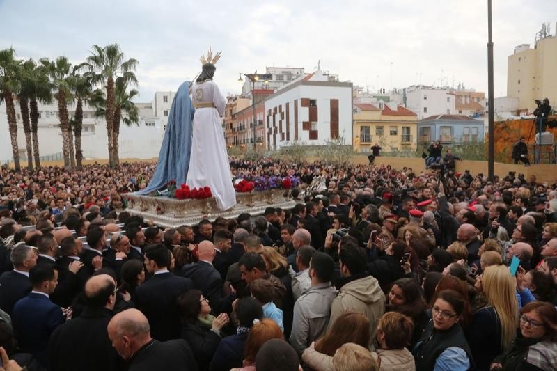 Misa del Alba y traslado del Cautivo