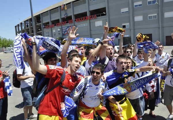 La afición zaragocista invade Valencia