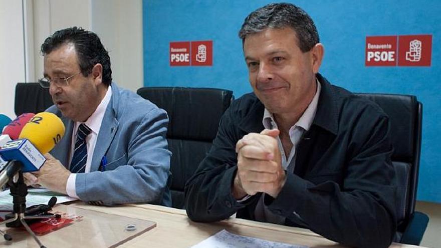 José Ignacio Martín Benito y Manuel Fuentes en la sede del PSOE.