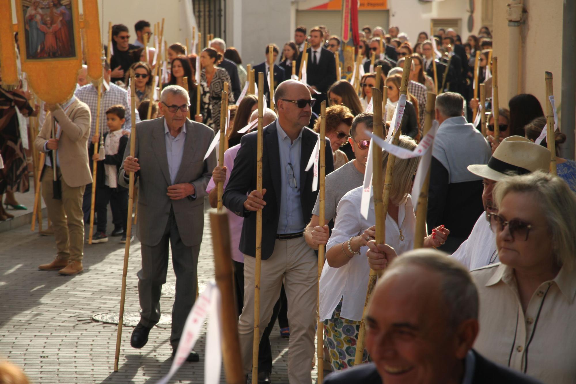 Romería a la ermita de la Sagrada Familia en el día de los patronos de la Vall