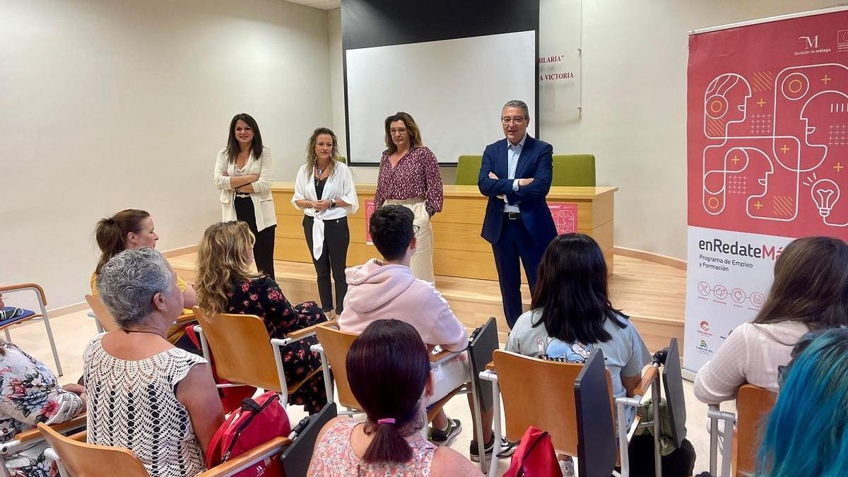 Francisco Salado ha visitado a los alumnos del programa Enredatemas.