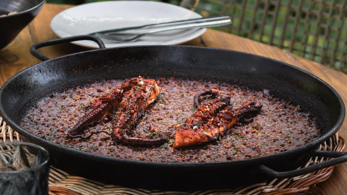 El arroz de pulpo a la brasa con 'nduja', una especie de sobrasada de Calabria.