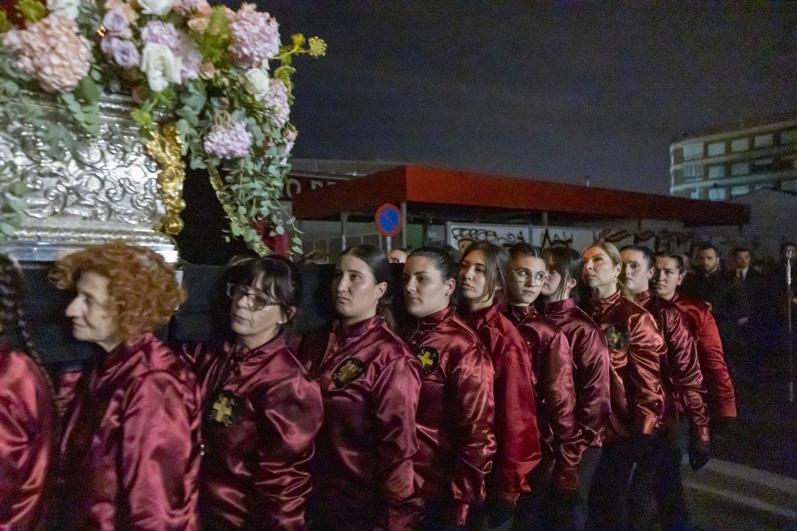 Aquí las imágenes de la Procesión del Silencio en Torrevieja 2025
