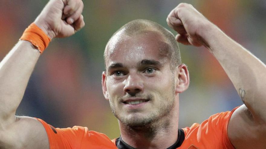 Sneijder: &quot;La botella de vodka se volvió mi mejor amiga&quot;