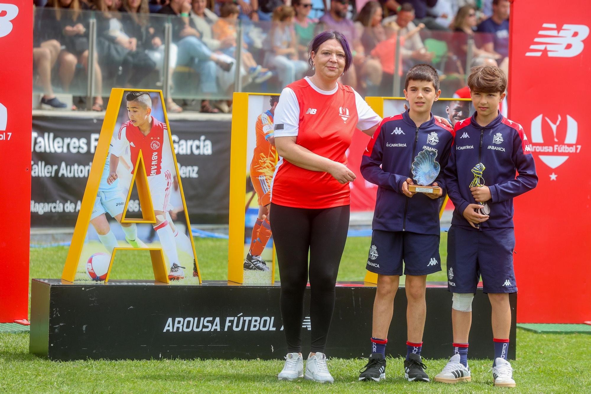 El Porto se lleva el primer título de Arousa Fútbol 7 a Portugal
