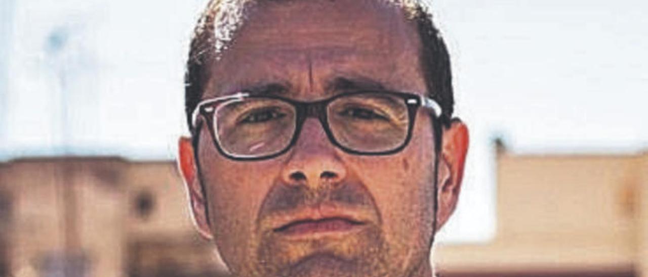 El director Paco Cabezas.