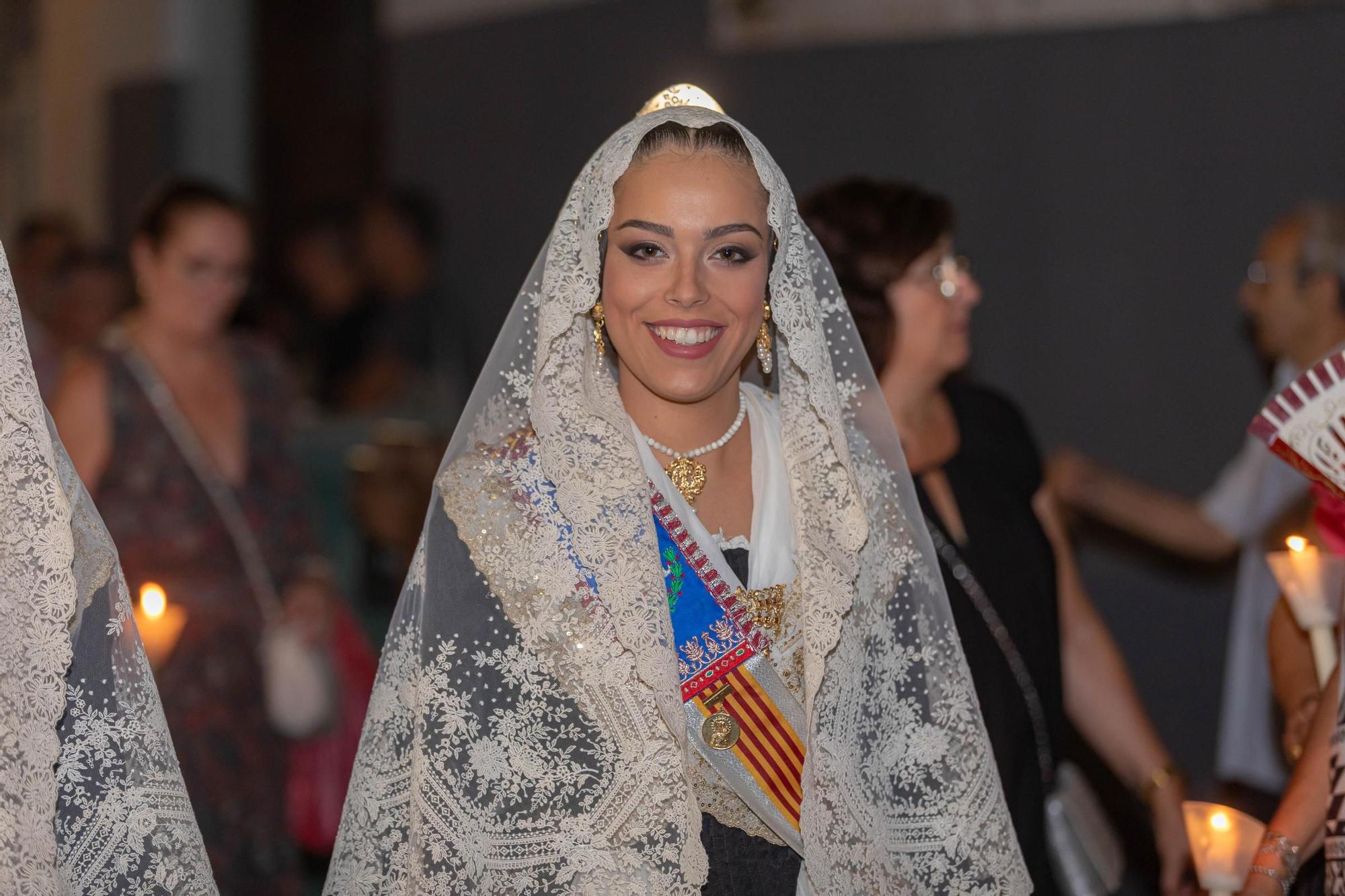 Cita fallera en la procesión de Xirivella