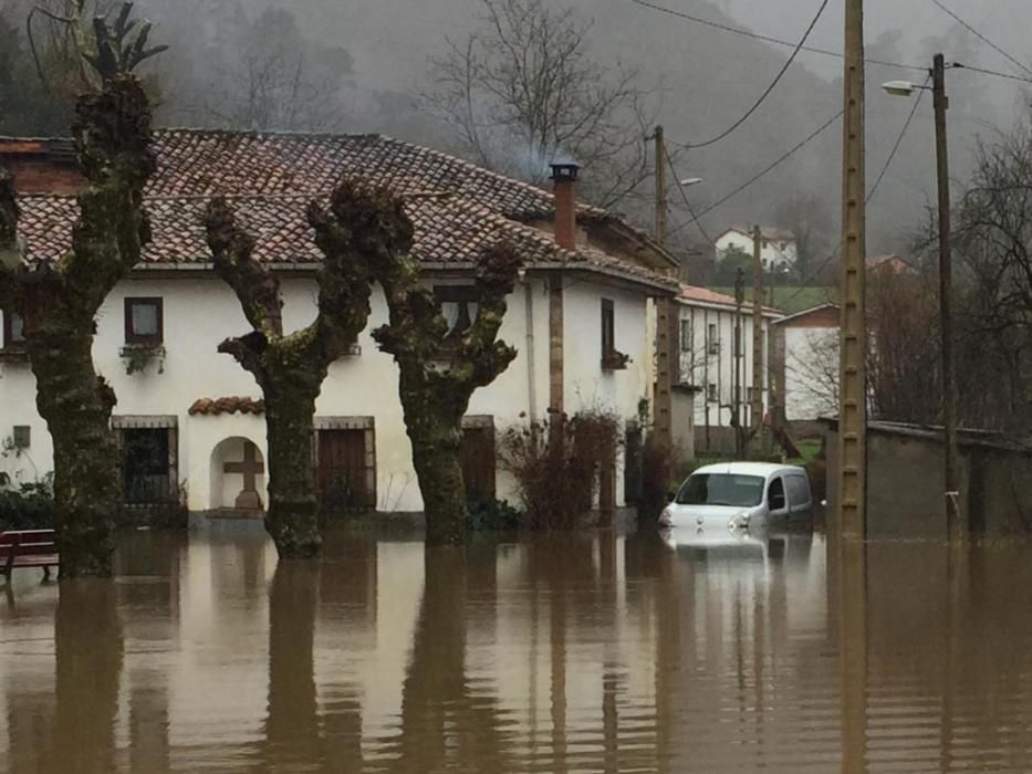 Temporal en Asturias: Segundo día de riadas y desperfectos en Asturias