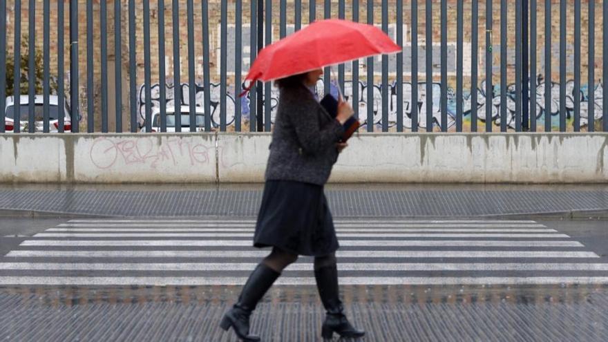 La lluvia podría mañana hacer acto de presencia en Valencia.