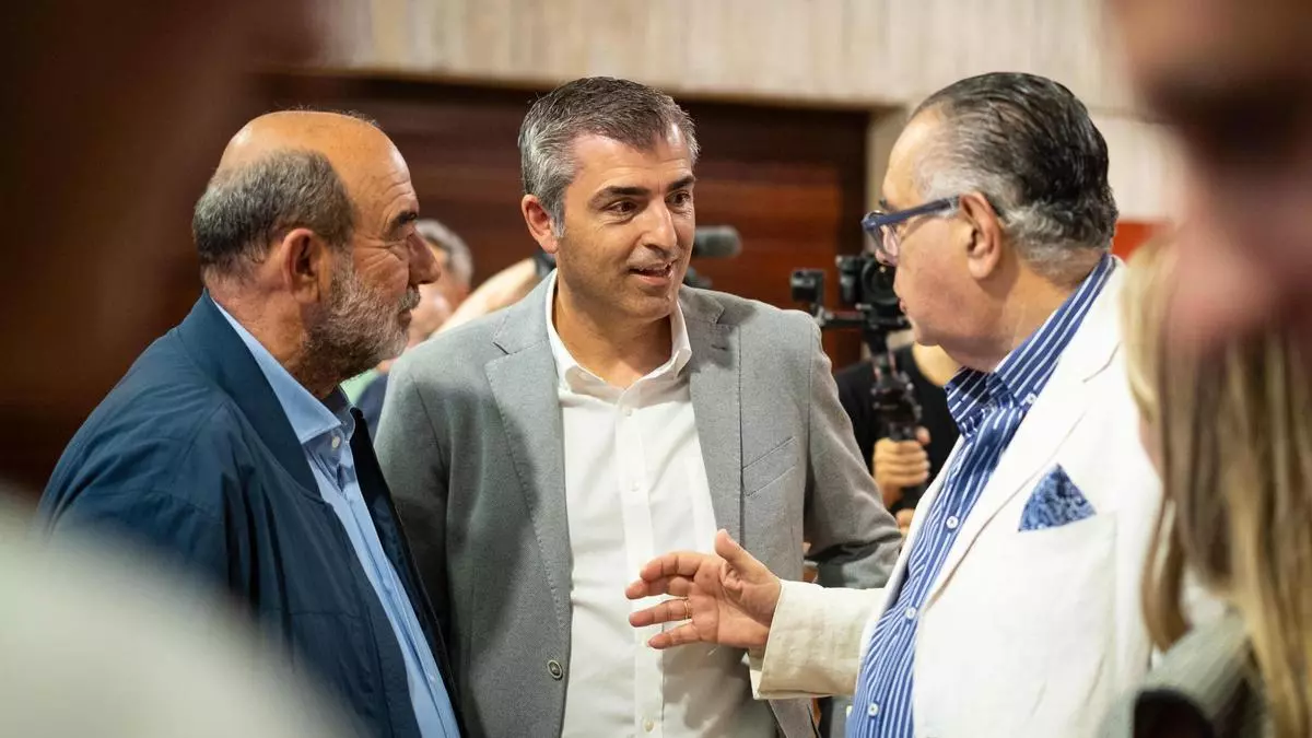 El CES urge al Gobierno de Canarias a una "actuación especial" contra el alto paro juvenil