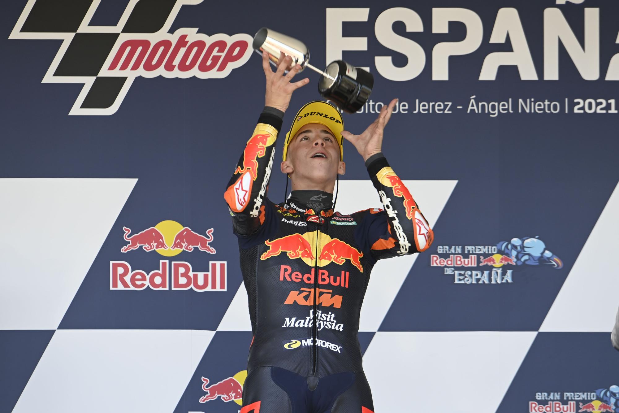 Pedro Acosta gana el Gran Premio de España