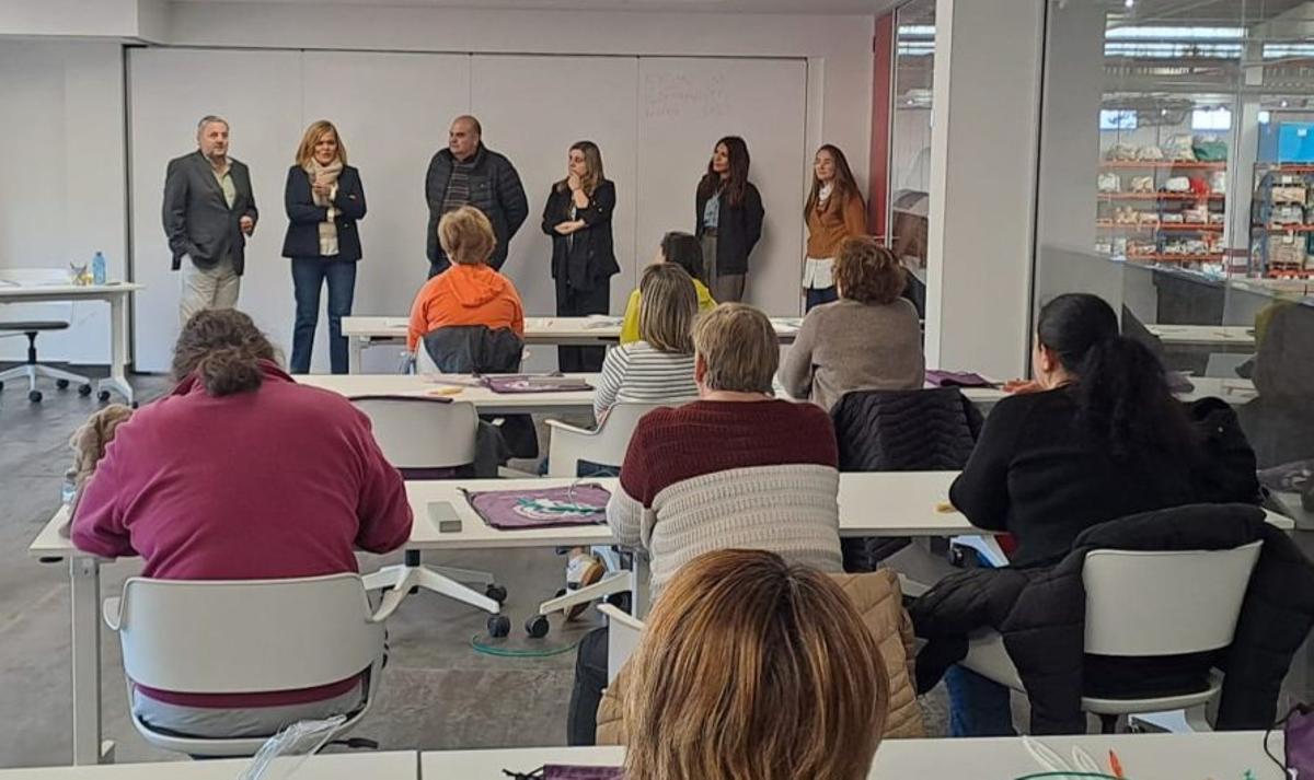 La alcaldesa Digna Rivas, en la presentación del curso, ayer. | FDV