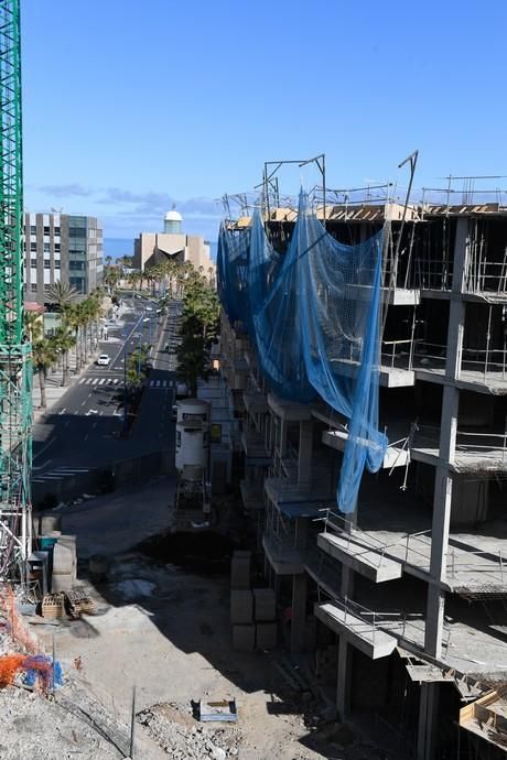 30-03-20  LAS PALMAS DE GRAN CANARIA. CIUDAD. LAS PALMAS DE GRAN CANARIA. Obras de la construcción paradas por la nueva ordenanza del Gobierno para parar el Covid-19.  Fotos: Juan Castro.