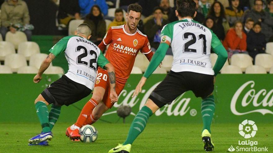 El Zaragoza empató con el Racing.