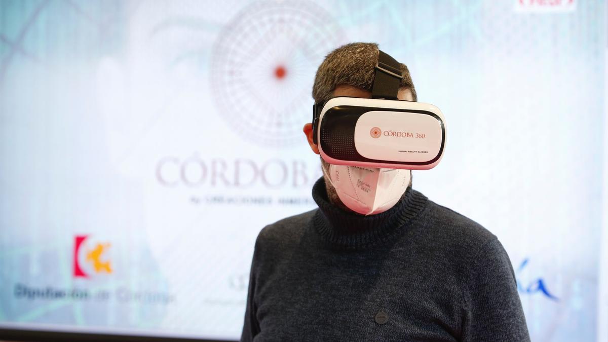 Gafas virtuales para recrear la experiencia completa en Córdoba 360º.