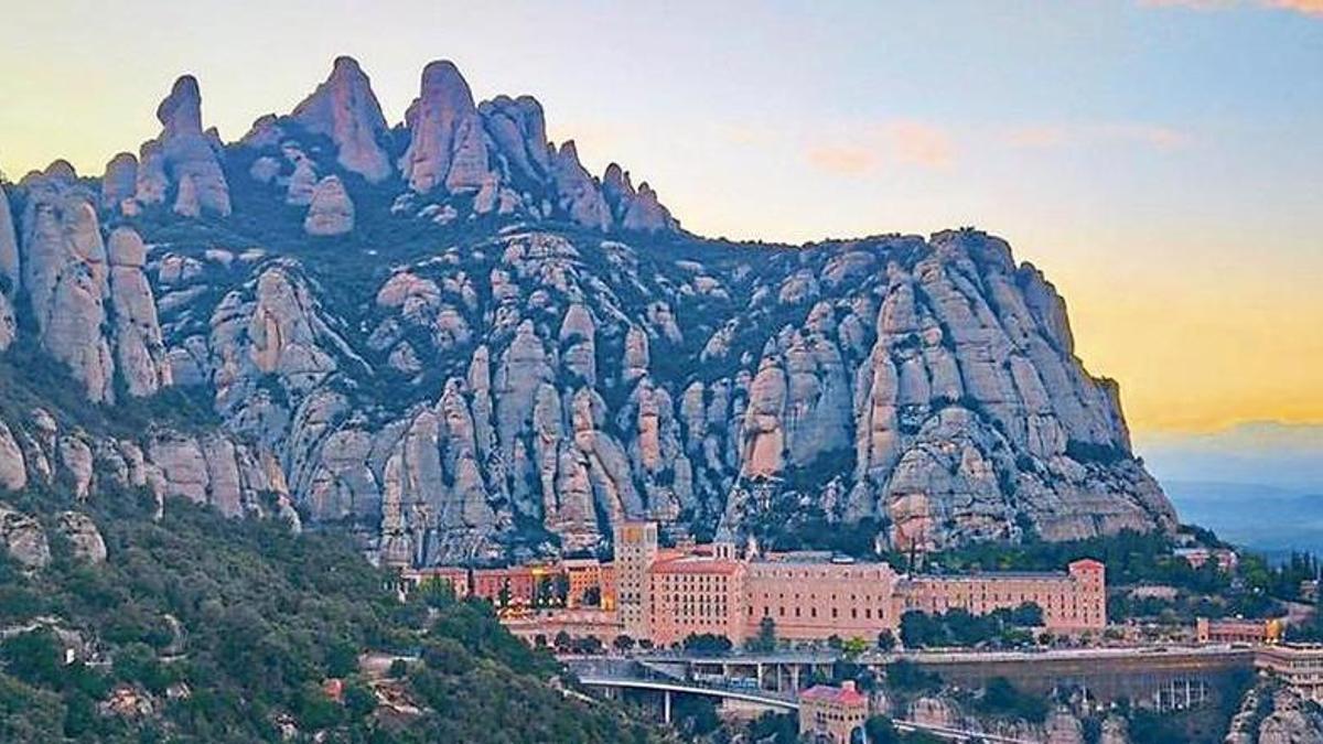 Vista de la muntanya de Montserrat