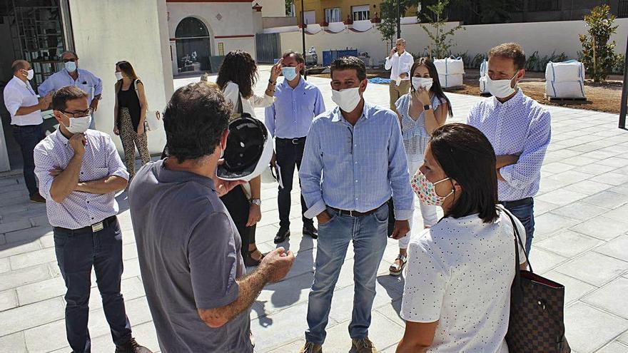 Ontinyent inicia dos de las obras del Tornem Junts para apoyar la economía local