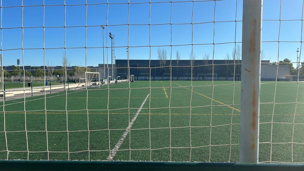 Las instalaciones de Gaetà Huguet en la capital de la Plana, sin la actividad habitual un lunes por la tarde.