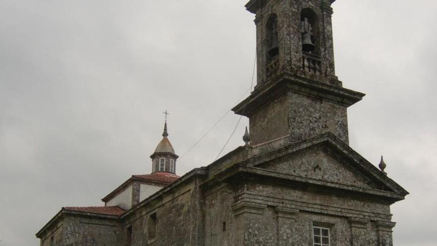 A igrexa de Santa Mariña de Ribela.