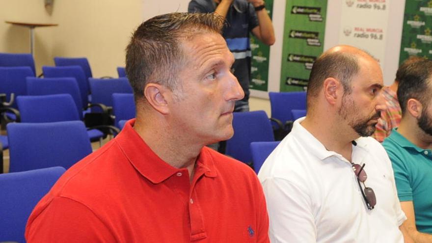 El Real Murcia Baloncesto decide cambiar de entrenador