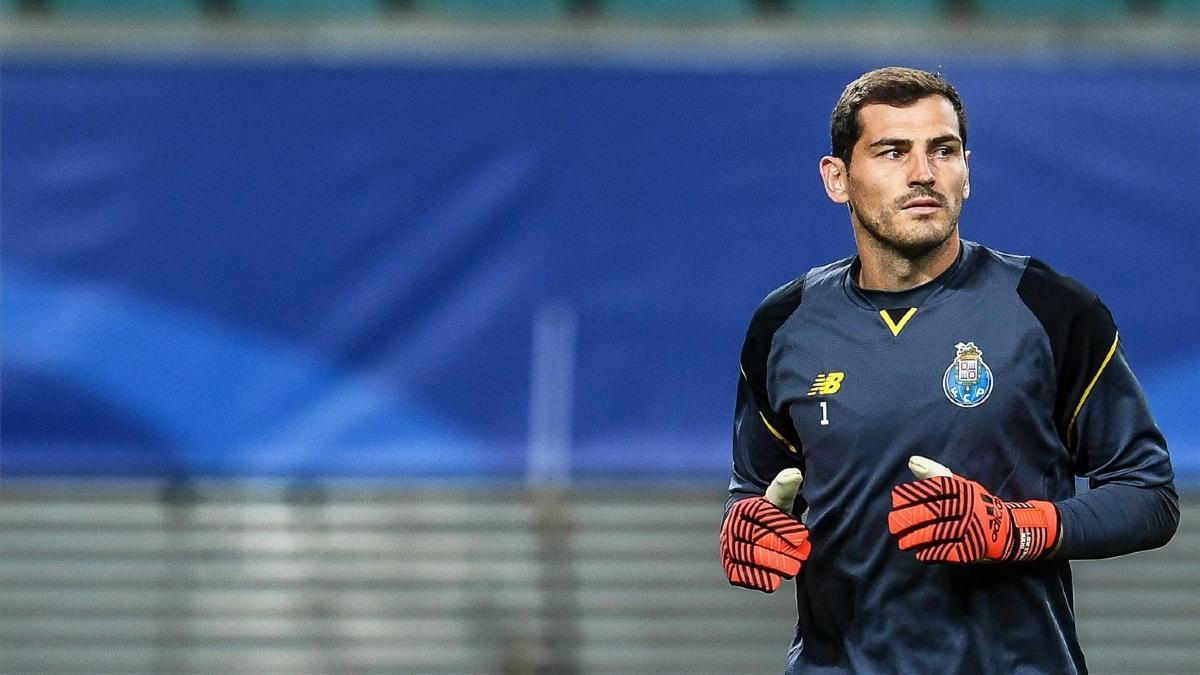 Iker Casillas, durante un partido con el Oporto