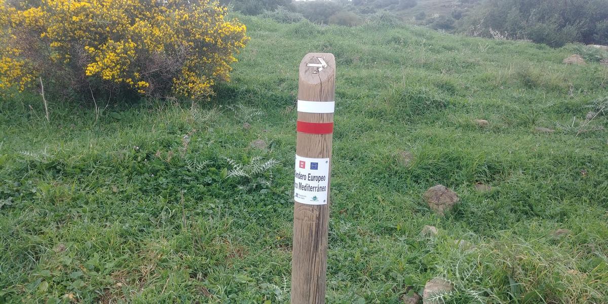 Los Senderos Europeos, impulsados por la European Ramblers Association (ERA), son una red de rutas de senderismo de gran recorrido diseñadas para atravesar el continente europeo.