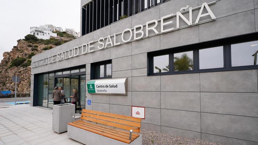 El SAS incorpora 98 médicos y pediatras en plazas de difícil