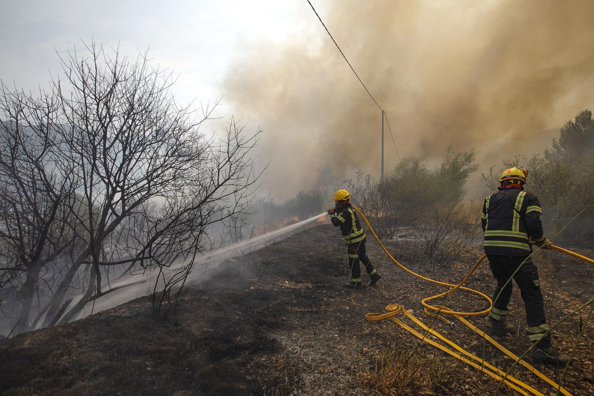 El incendio de la Vall d'Ebo sigue propagándose
