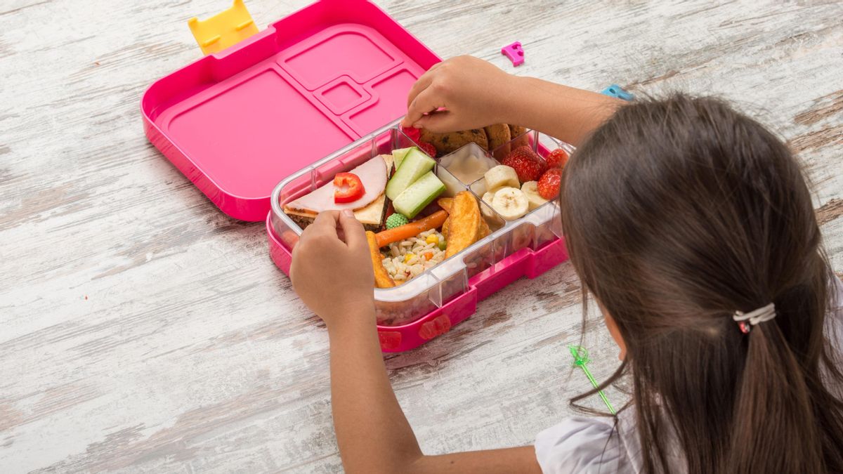 "Poder dinar a l'escola en carmanyola  hauria de ser reconegut com un dret"