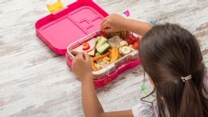 "Poder dinar a l'escola en carmanyola  hauria de ser reconegut com un dret"