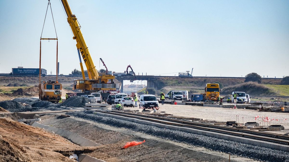 Estado de las obras de la terminal ferroviaria de la Plataforma Logística, en diciembre.