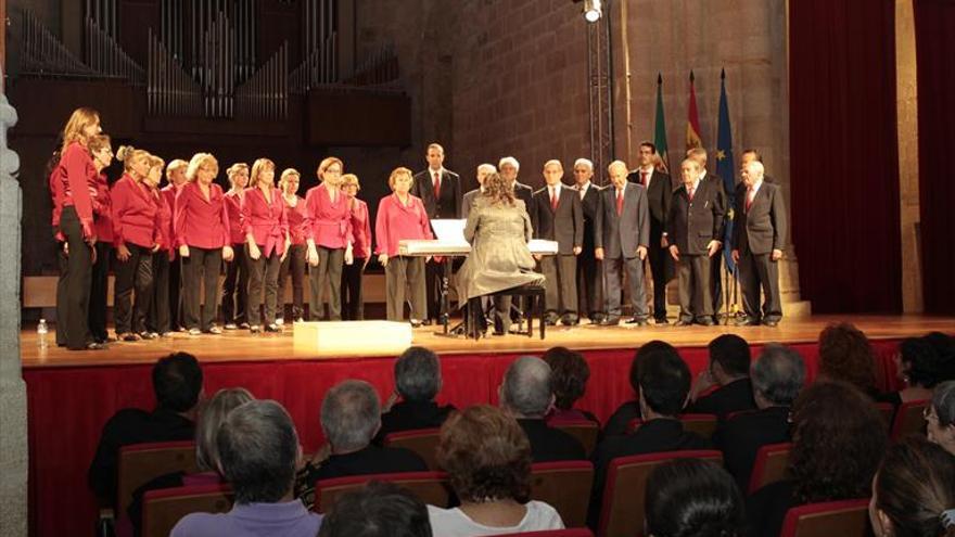 El San Francisco acoge un encuentro de corales