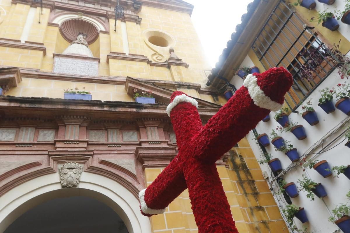 Fotogalería / El Huerto, Cañero y Los Emires ganan el concurso de Cruces