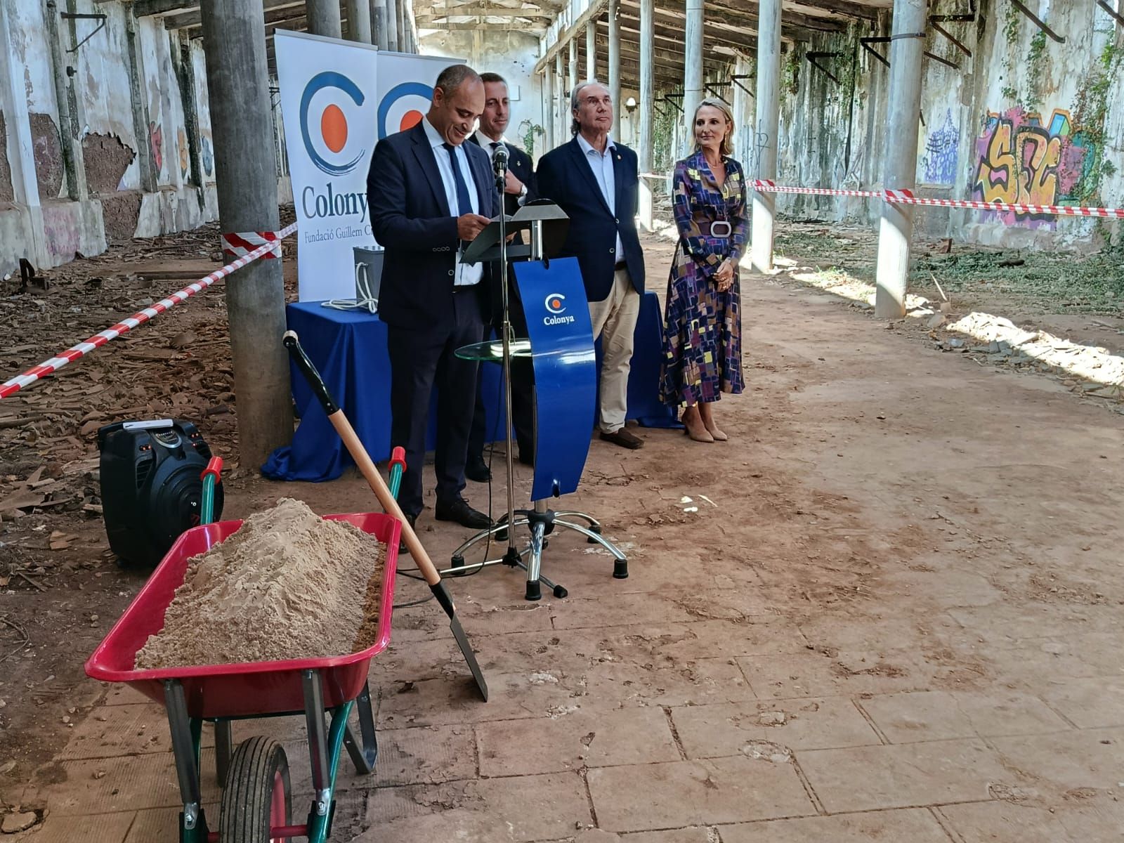 Las imágenes de la colocación de la primera piedra de Can Morató