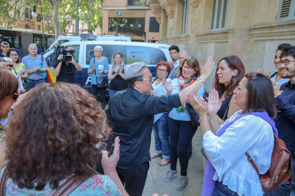 Juicio a tres agentes por acosar a la policía local de Palma Sonia Vivas