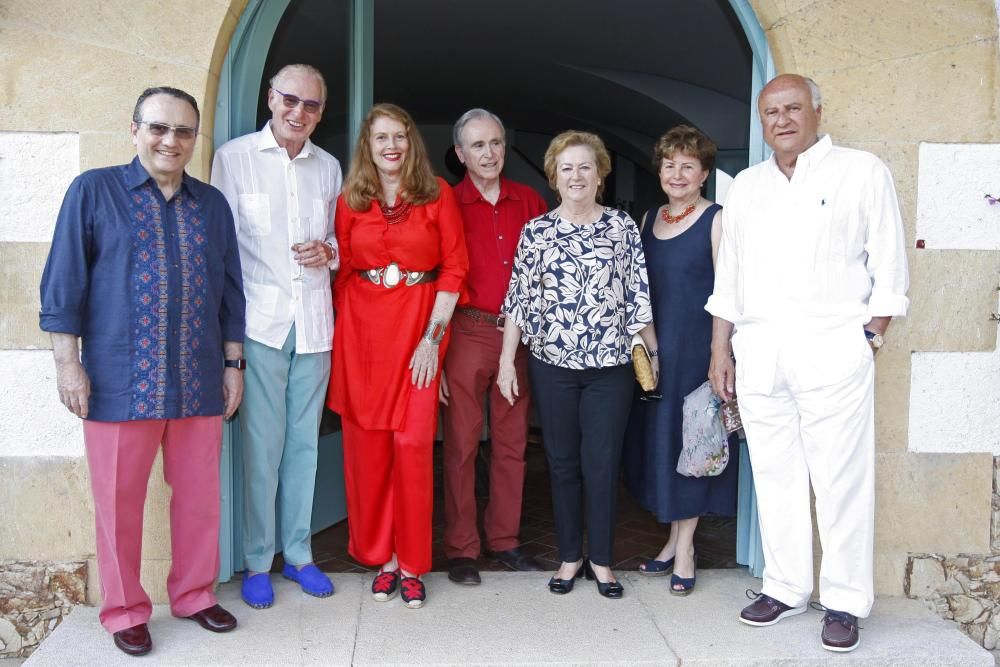 D'esquerra a dreta, Francisco Javier Moll, Francisco Gaudier, Carmina Claret de Sentís, Carles Sentís, Arantxa Sarasola, Anita Cisneros de Massa i Jorge Massa.