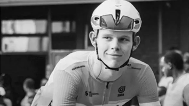 Tragedia en el mundo ciclista. Finley Tarling, ciclista de 19 años, ha muerto tras ser atropellado en la Vuelta a Portugal.