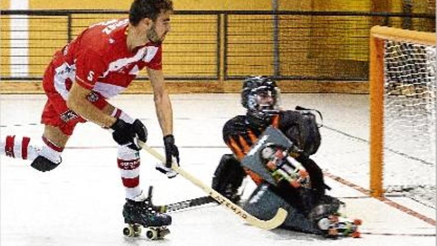 El porter del Palafrugell va tenir un partit molt encertat sota pals.