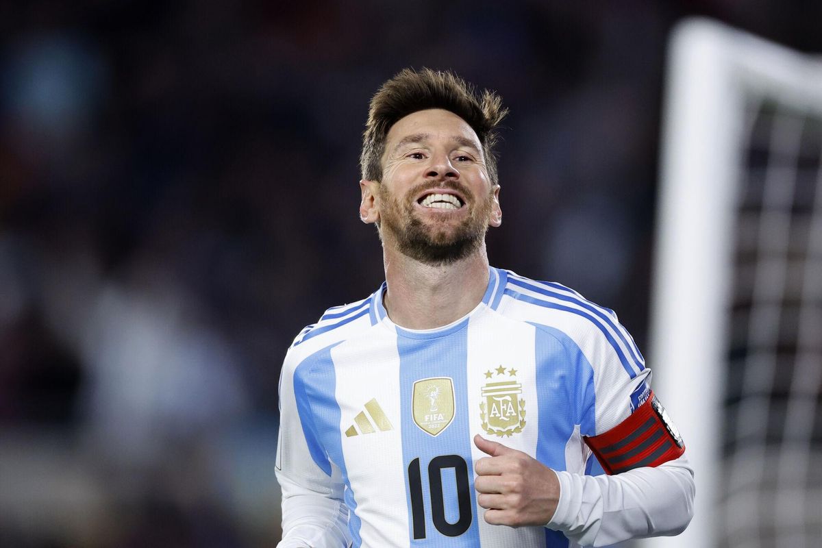 Leo Messi celebra uno de sus goles en el Argentina-Venezuela de las eliminatorias del Mundial 2026