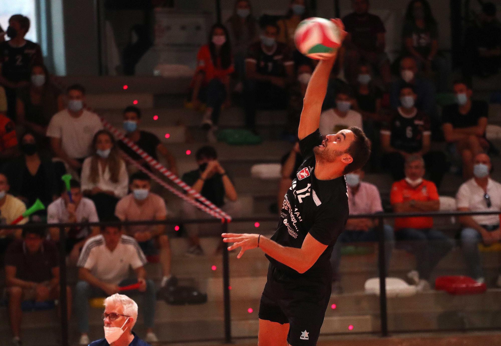 Partido de Voleibol entre Leleman Valencia Voleibol y el Teruel voleibol