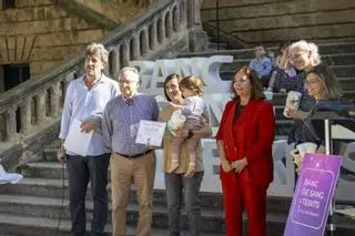 Baleares homenajea a las madres que donan leche para bebés prematuros