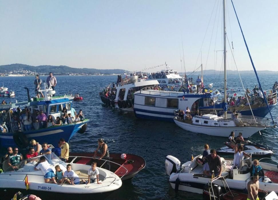 Procesión de la Virgen del Carmen 2017 en Arousa