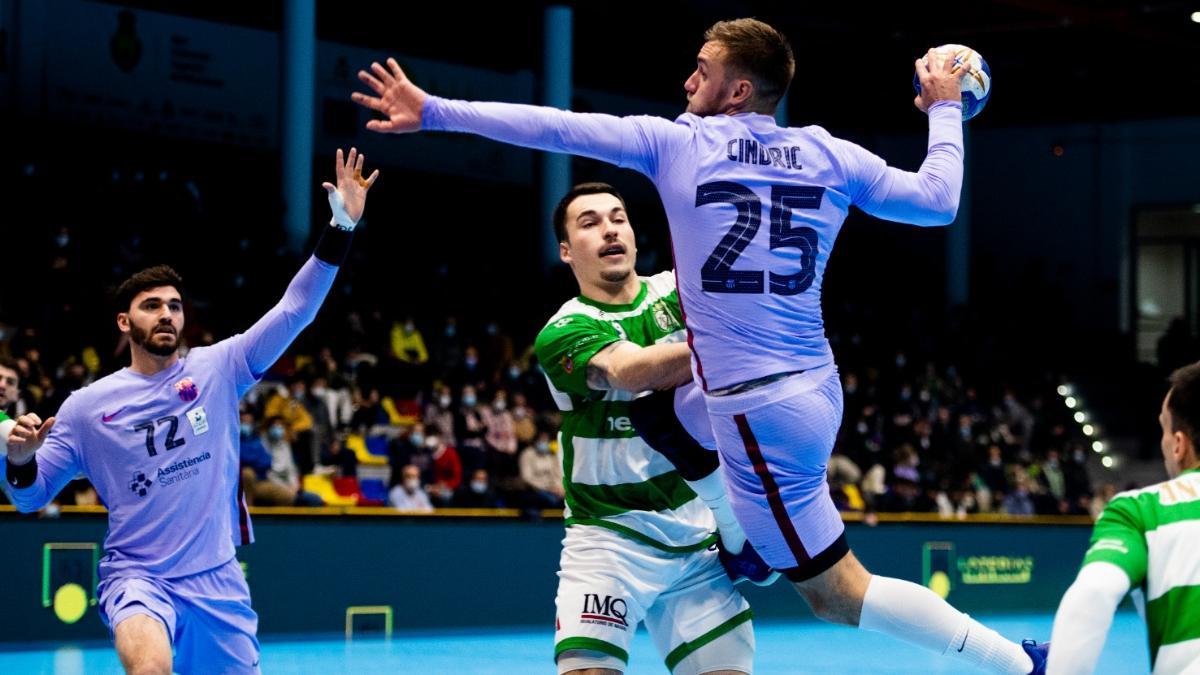 Cindric anotó seis goles en una gran primera parte