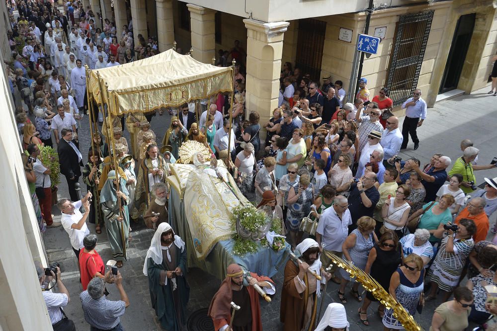 Procesión del entierro de la Virgen en Elche