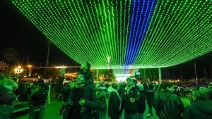 Encendido de la iluminación de Navidad en el puerto de Barcelona